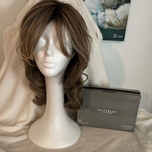 Hairuwear Women's Brown Wig